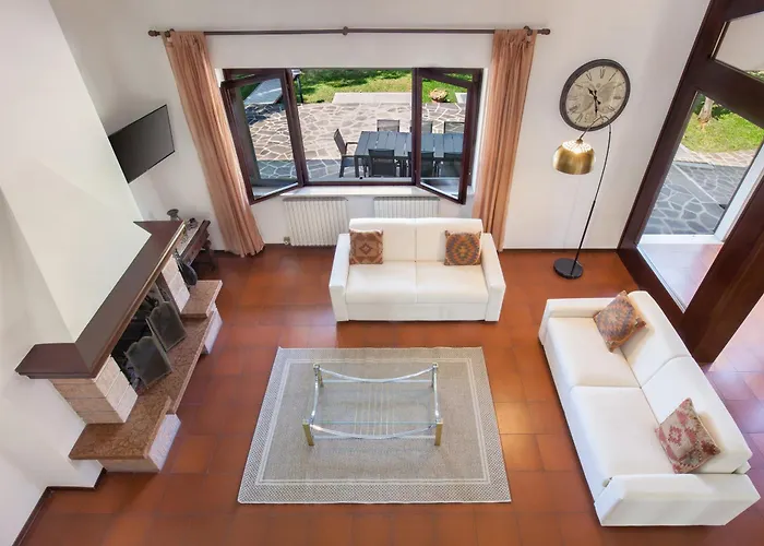 Delle Coste With Pool فيلة