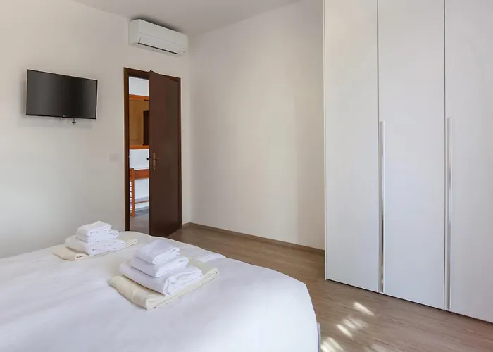 Delle Coste With Pool *